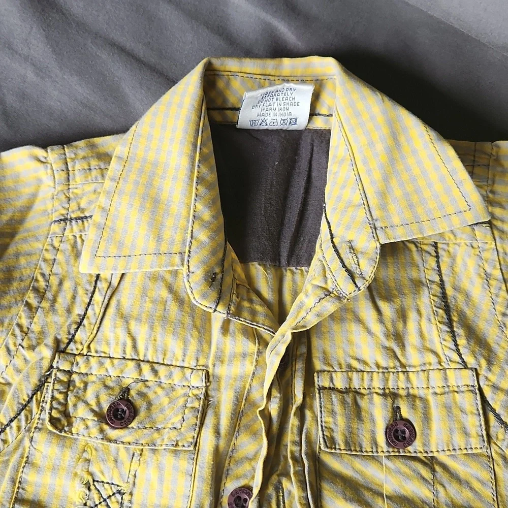 Catmoss casual button